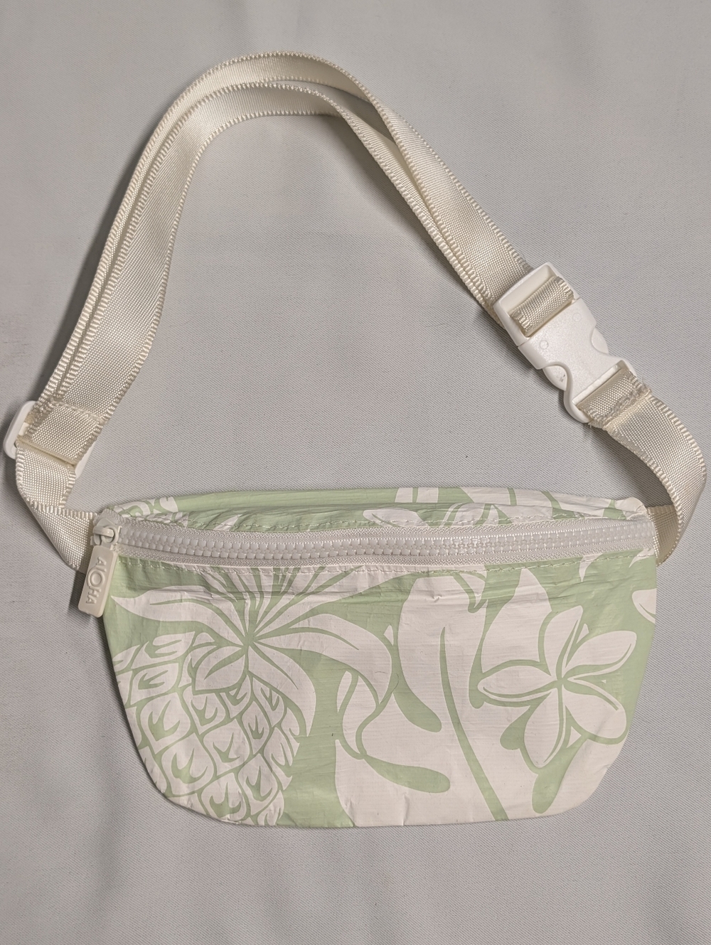 ALOHA Collection Cream & Light Green Tropical Floral Crossbody Bag